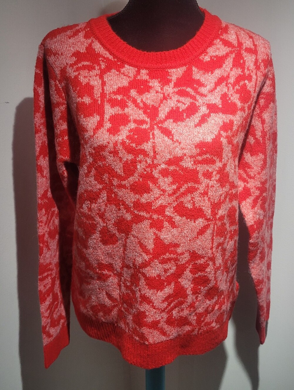 Cupcakes & Cashmere Women's Floral Jacquard Print Sweater Medium Red White NEW